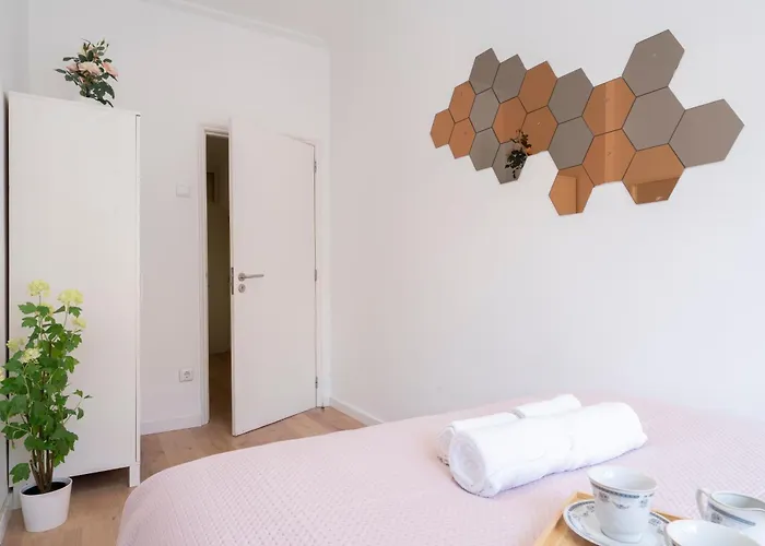 Apartment Host Wise - Comfy Minimalist Flat Porto