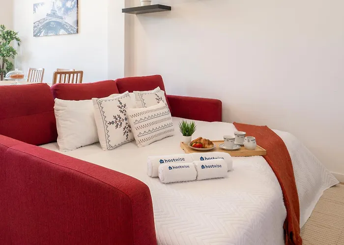 Apartman Host Wise - Comfy Minimalist Flat *